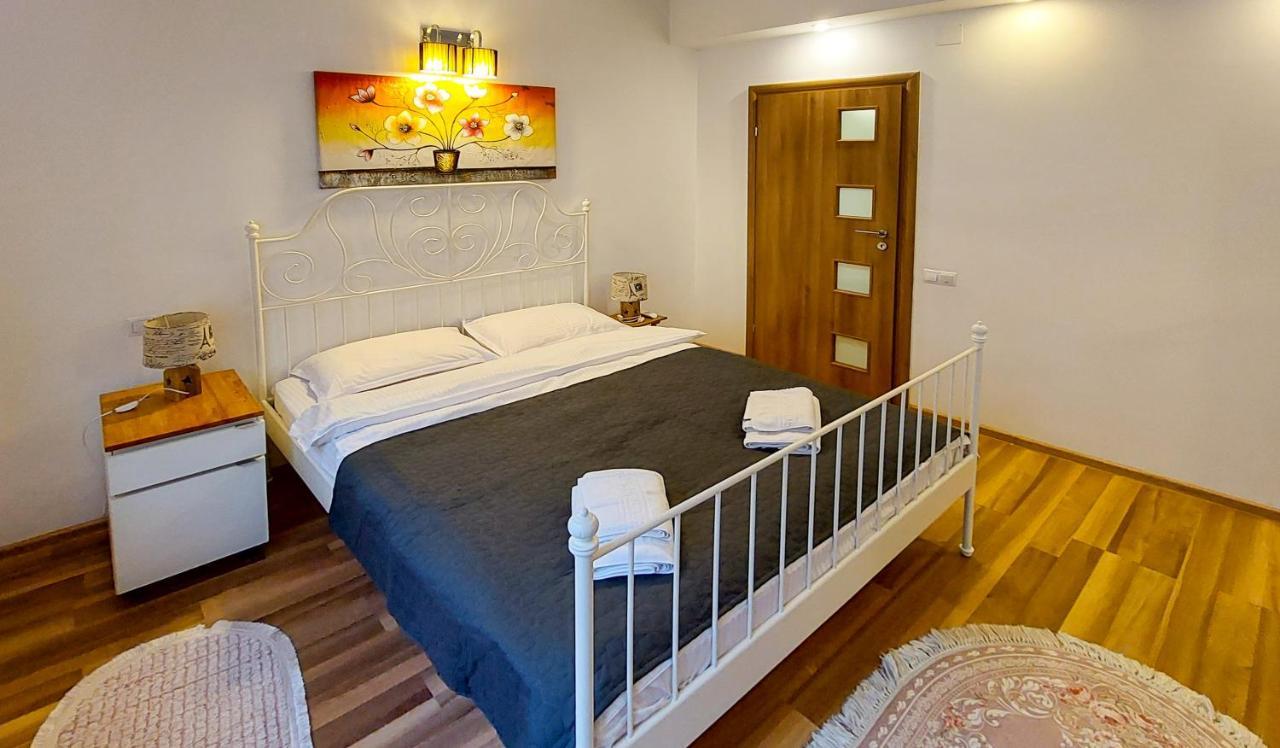 Апартаменти Fancy 1Bd Family Friendly In Historical Centre Бухарест Екстер'єр фото
